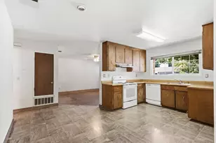 252 Carlsbad Pl, Woodland, CA 95695 - Photo 11