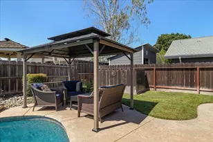 374 April Way, Manteca, CA 95336 - Photo 43