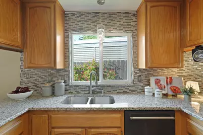 625 Vineyards Court, Galt, CA 95632 - Photo 9