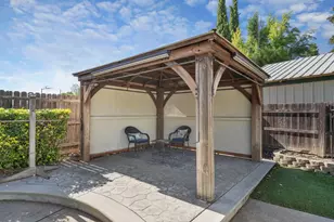 625 Vineyards Ct, Galt, CA 95632 - Photo 33