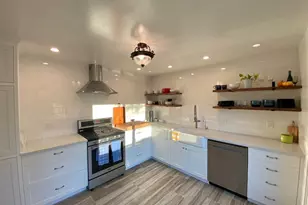 936 Commons Dr, Sacramento, CA 95825 - Photo 5
