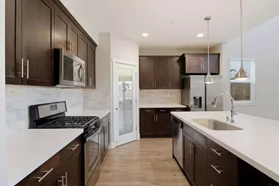 17848 Eastman Court, Lathrop, CA 95330 - Photo 9
