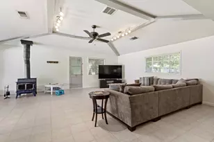 3201 Bonita Dr, Sacramento, CA 95821 - Photo 13