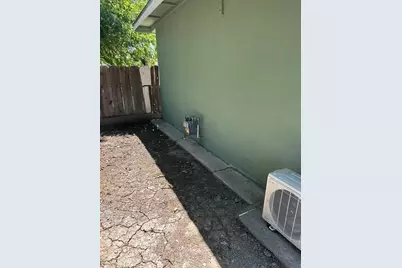 2194 Meadowbrook Avenue, Merced, CA 95348 - Photo 17