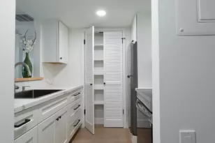 935 Fulton Ave, Sacramento, CA 95825 - Photo 5