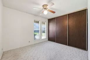 914 Roundtree Ct, Sacramento, CA 95831 - Photo 21