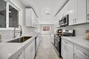 7012 Amherst St, Sacramento, CA 95822 - Photo 17