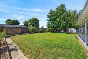 7012 Amherst St, Sacramento, CA 95822 - Photo 9