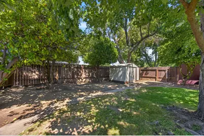 7012 Amherst Street, Sacramento, CA 95822 - Photo 35