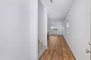 12135 Alamosa Dr, Rancho Cordova, CA 95742 - Photo 5
