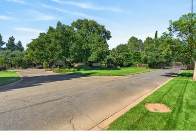 8595 Mackey Road, Elk Grove, CA 95624 - Photo 5