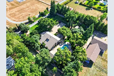 8595 Mackey Road, Elk Grove, CA 95624 - Photo 97