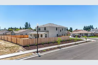 2080 Zane Way, Turlock, CA 95382 - Photo 5