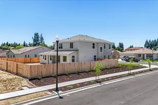 2080 Zane Way, Turlock, CA 95382 - Photo 5