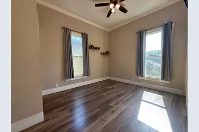 2115 3rd St, Sacramento, CA 95818 - Photo 5