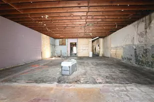 140 S 1st St, Turlock, CA 95380 - Photo 11
