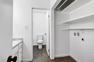 5830 Gloria Dr, Sacramento, CA 95822 - Photo 23