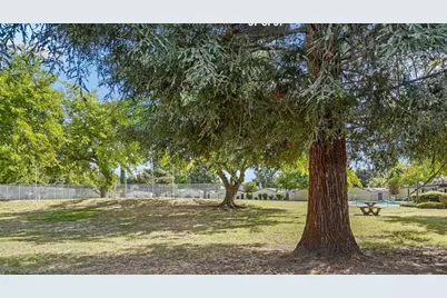 5830 Gloria Drive, Sacramento, CA 95822 - Photo 35
