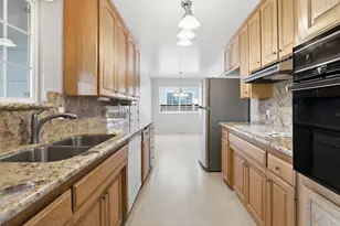 1515 Auburn Way, Woodland, CA 95695 - Photo 5
