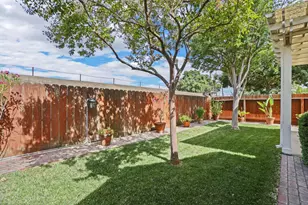 7355 Lighthouse Dr, Stockton, CA 95219 - Photo 33