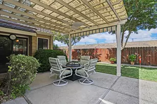 7355 Lighthouse Dr, Stockton, CA 95219 - Photo 31