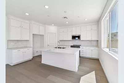 116 Tuxedo Way, Sacramento, CA 95835 - Photo 9