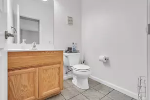 4040 Vittoria Ln, Sacramento, CA 95834 - Photo 11