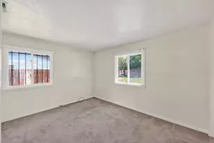 880 Elder Dr, West Sacramento, CA 95605 - Photo 13