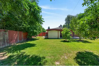 880 Elder Drive, West Sacramento, CA 95605 - Photo 23