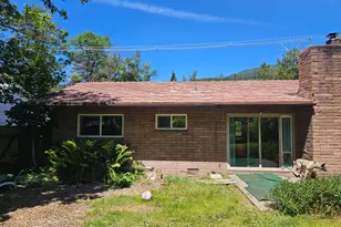 420 S 1st St, Dunsmuir, CA 96025 - Photo 9