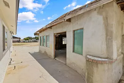 6125 E Mount Whitney, Laton, CA 93242 - Photo 41