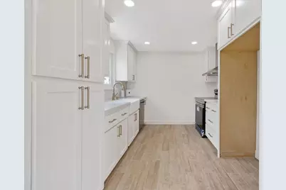 6125 E Mount Whitney, Laton, CA 93242 - Photo 15