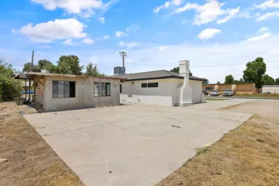 6125 E Mount Whitney, Laton, CA 93242 - Photo 37