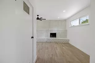 6125 E Mount Whitney, Laton, CA 93242 - Photo 19