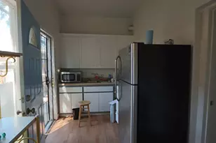 8 W Willow St, Stockton, CA 95202 - Photo 29