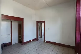 8 W Willow St, Stockton, CA 95202 - Photo 5