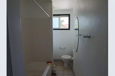 8 W Willow Street, Stockton, CA 95202 - Photo 31