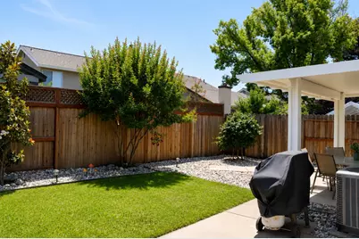 8523 Daimler Way, Sacramento, CA 95828 - Photo 23