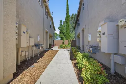 1001 Ferry Circle, Folsom, CA 95630 - Photo 23
