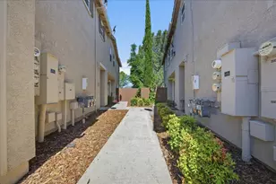 1001 Ferry Cir, Folsom, CA 95630 - Photo 23
