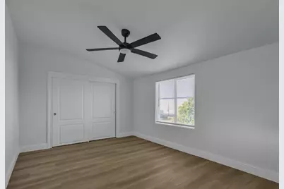 1209 E Pine Street, Lodi, CA 95240 - Photo 49