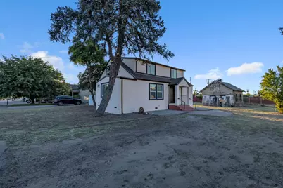 1209 E Pine Street, Lodi, CA 95240 - Photo 11