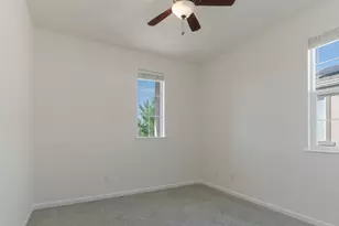 351 Danbury Pl, Lathrop, CA 95330 - Photo 17