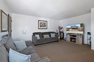 24 E Vine St, Stockton, CA 95202 - Photo 5