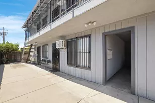 24 E Vine St, Stockton, CA 95202 - Photo 21