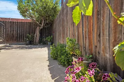 24 E Vine Street, Stockton, CA 95202 - Photo 25