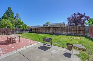 8965 White Star Way, Elk Grove, CA 95758 - Photo 35