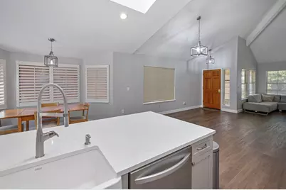 8965 White Star Way, Elk Grove, CA 95758 - Photo 9