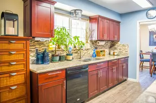 8201 Lake Forest Dr, Sacramento, CA 95826 - Photo 7