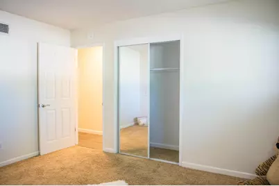8201 Lake Forest Drive, Sacramento, CA 95826 - Photo 13